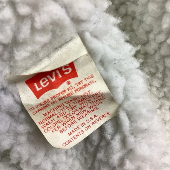 Vintage Levi’s dark wash denim Sherpa jacket - Picture 5 of 5